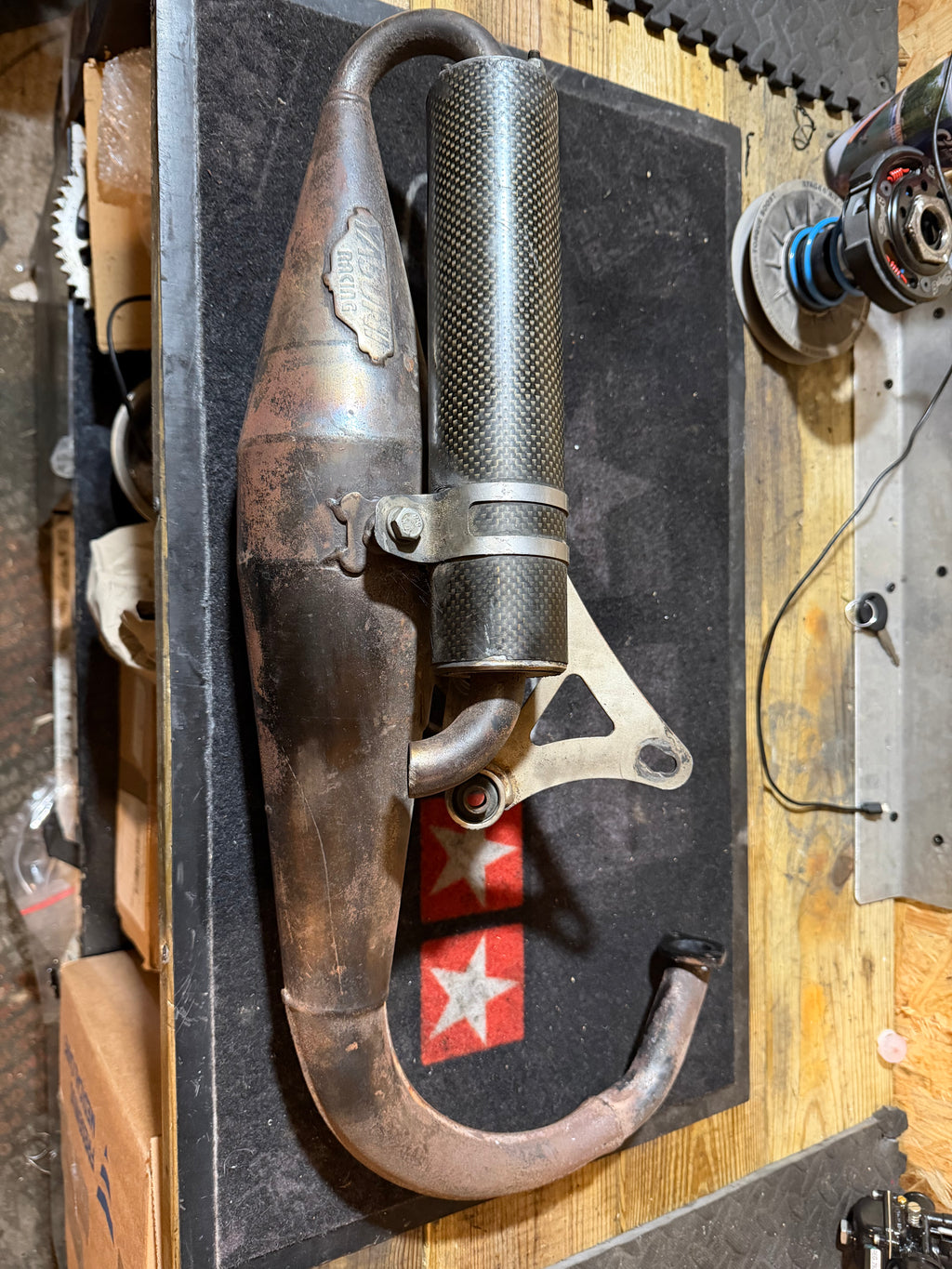 Pot d’échappement yasuni booster